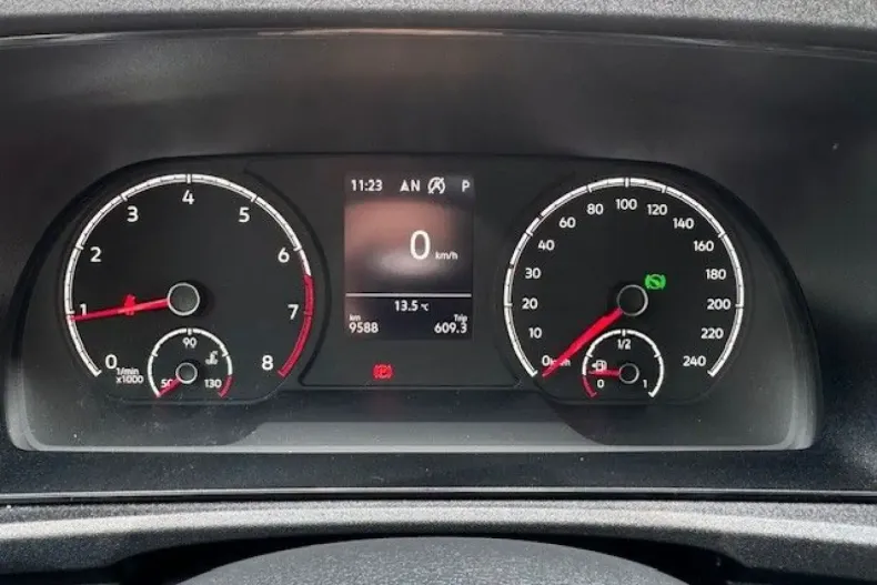 Volkswagen Caddy Maxi din 2023 cu 8.980 km - oferta VOL112225 - foto 13