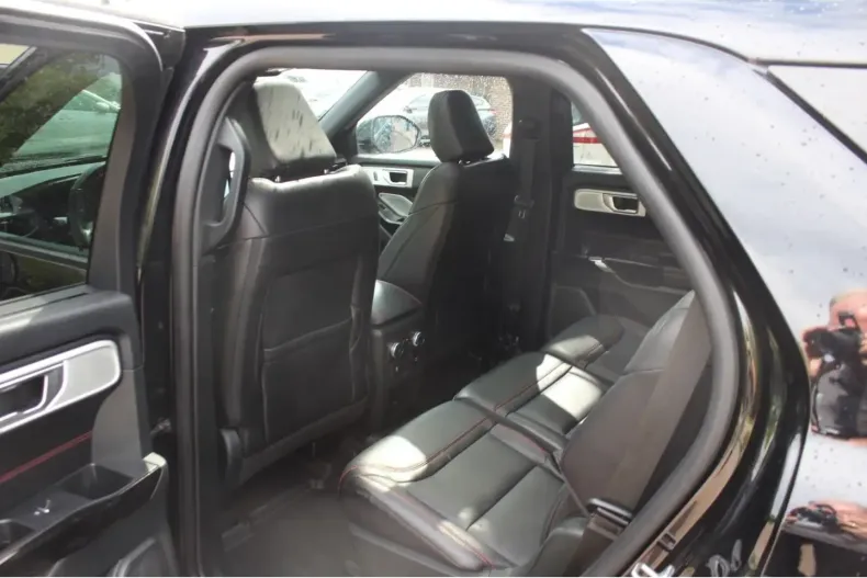 Ford Explorer din 2021 cu 81.220 km - oferta FOR112226 - foto 7