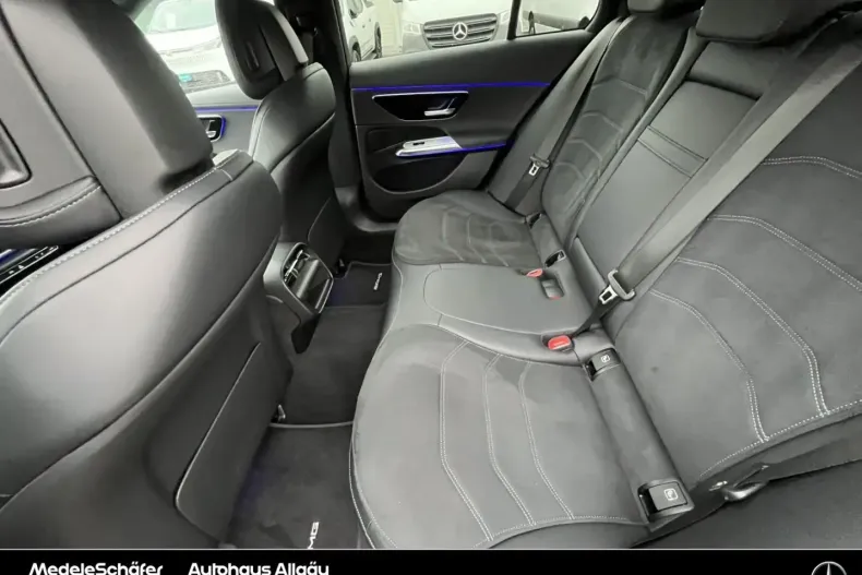 Mercedes-Benz E 200 din 2023 cu 44.938 km - oferta MER112233 - foto 16