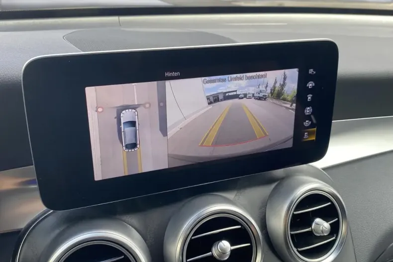 Mercedes-Benz GLC 300 din 2020 cu 47.115 km - oferta MER112234 - foto 21