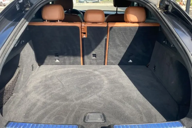 Mercedes-Benz GLC 300 din 2020 cu 47.115 km - oferta MER112234 - foto 24