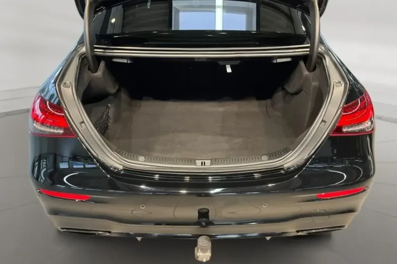 Mercedes-Benz E 300 din 2023 cu 38.355 km - oferta MER112235 - foto 12