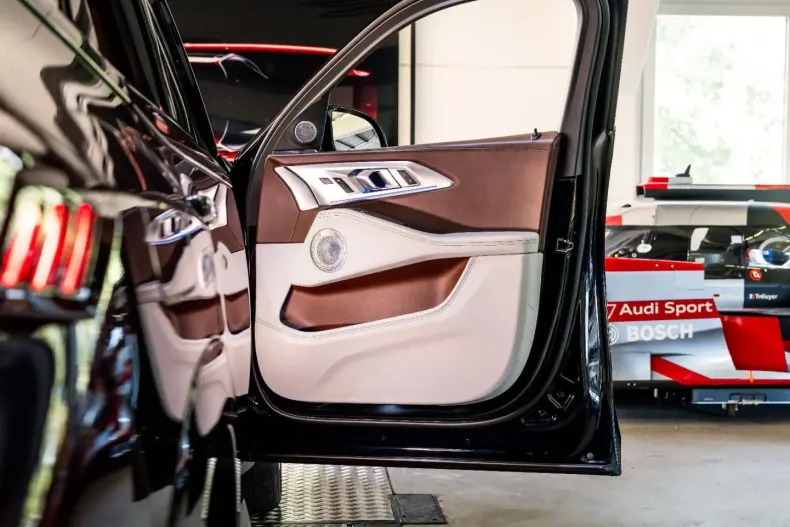 BMW XM din 2023 cu 17.949 km - oferta BMW112239 - foto 13