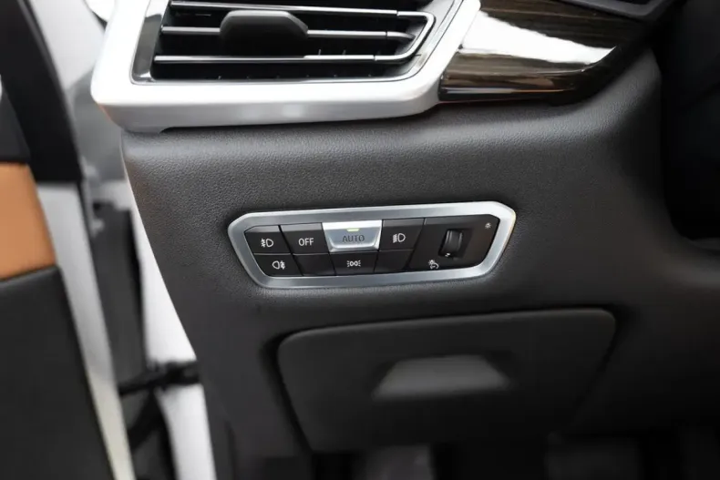 BMW X5 din 2021 cu 97.439 km - oferta BMW112253 - foto 17