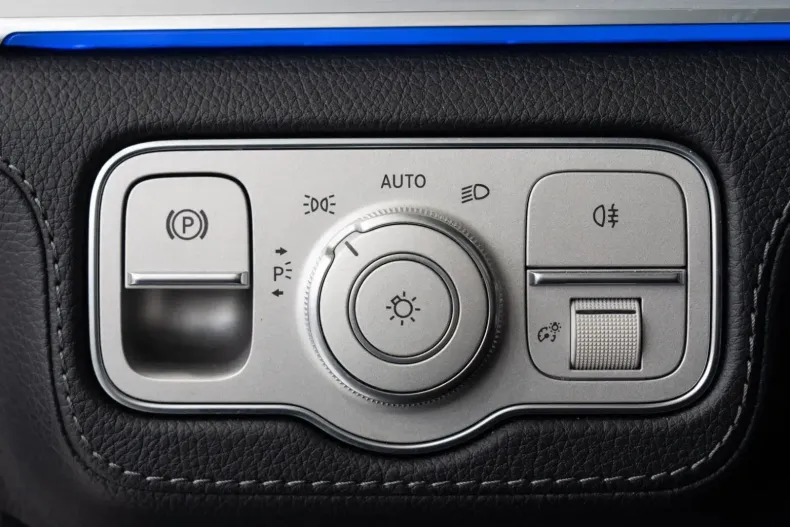 Mercedes-Benz GLE 400 din 2022 cu 63.517 km - oferta MER112257 - foto 27