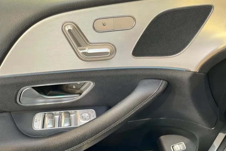 Mercedes-Benz GLE 300 din 2020 cu 65.108 km - oferta MER112262 - foto 15