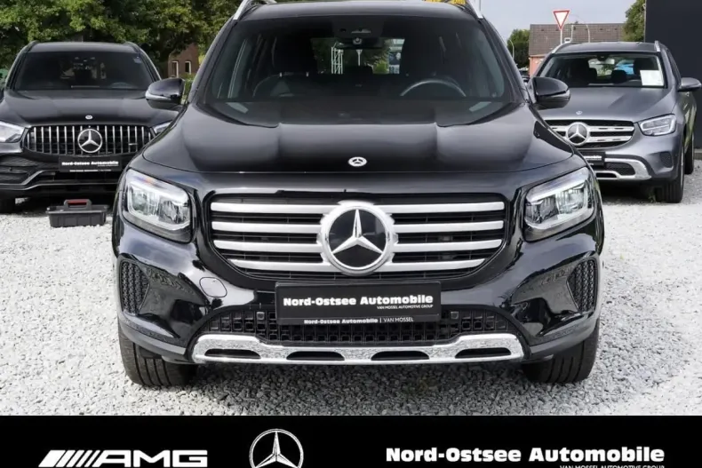 Mercedes-Benz GLB 200 din 2024 cu 13.309 km - oferta MER112275 - foto 2