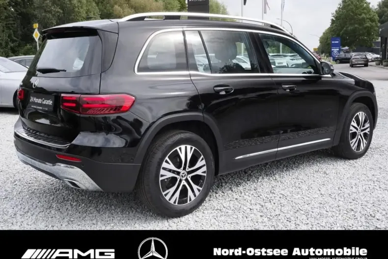 Mercedes-Benz GLB 200 din 2024 cu 13.309 km - oferta MER112275 - foto 4
