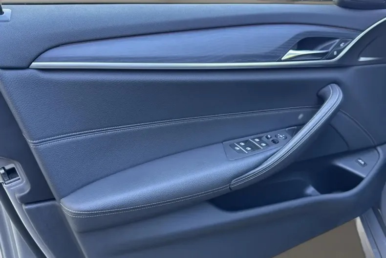 BMW 530 din 2021 cu 60.800 km - oferta BMW112280 - foto 11