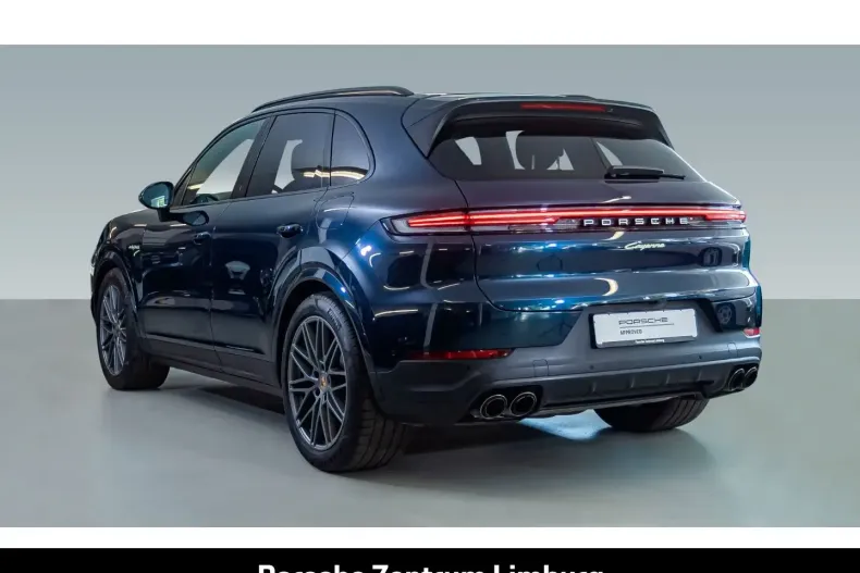 Porsche Cayenne din 2023 cu 38.230 km - oferta POR112289 - foto 3