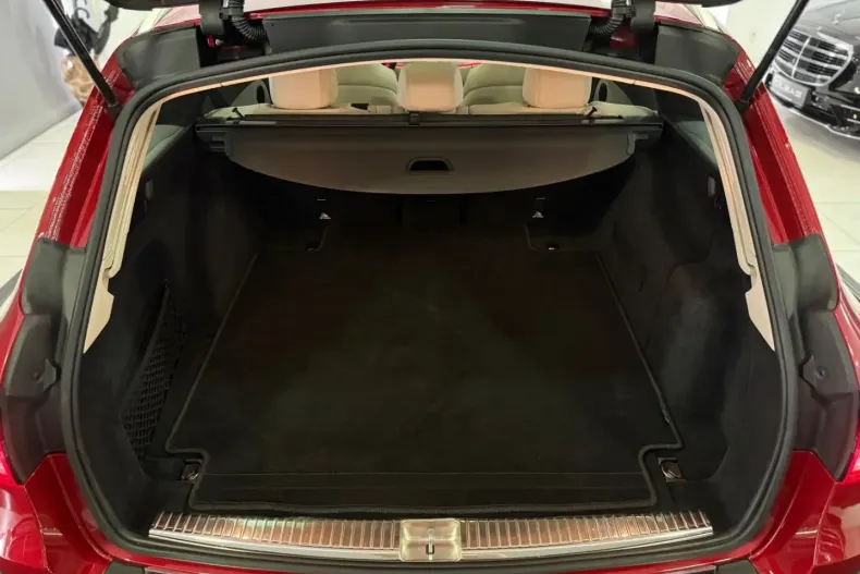 Mercedes-Benz E 220 din 2022 cu 56.331 km - oferta MER112301 - foto 22