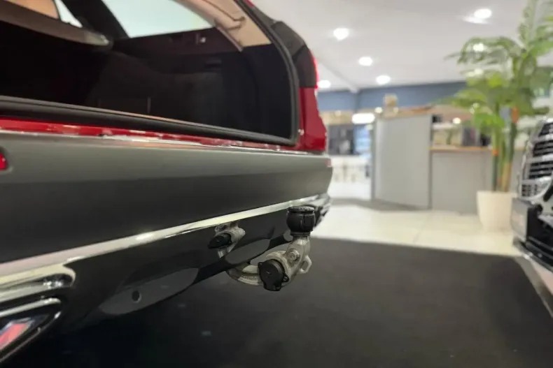 Mercedes-Benz E 220 din 2022 cu 56.331 km - oferta MER112301 - foto 25