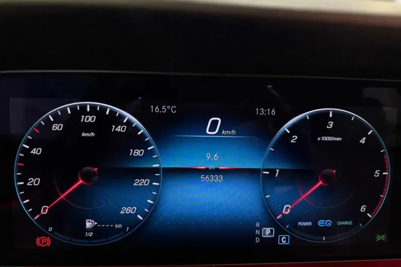 Mercedes-Benz E 220 din 2022 cu 56.331 km - oferta MER112301 - foto 34