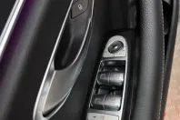 Mercedes-Benz E 220 din 2021 cu 92.374 km - oferta MER112307 - foto 20