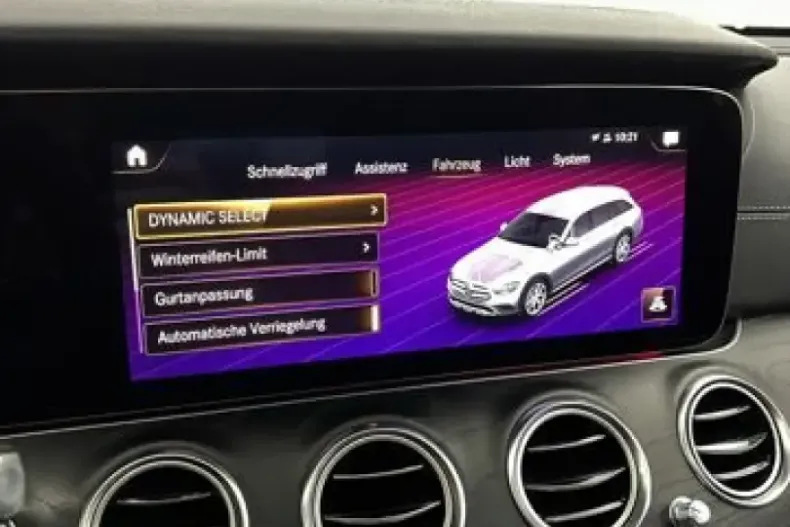 Mercedes-Benz E 220 din 2021 cu 92.374 km - oferta MER112307 - foto 28