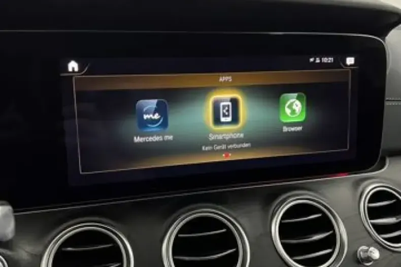 Mercedes-Benz E 220 din 2021 cu 92.374 km - oferta MER112307 - foto 31