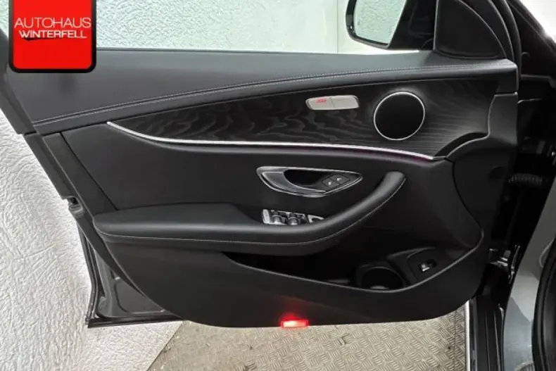 Mercedes-Benz E 220 din 2021 cu 92.374 km - oferta MER112307 - foto 33