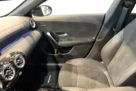 Mercedes-Benz CLA 250 din 2022 cu 41.758 km - oferta MER112310 - foto 4