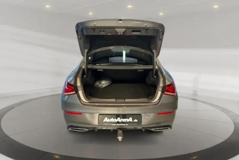 Mercedes-Benz CLA 250 din 2022 cu 41.758 km - oferta MER112310 - foto 11