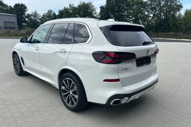 BMW X5 din 2023 cu 45.051 km - oferta BMW112318 - foto 4