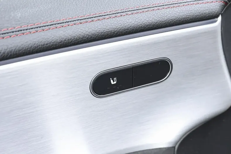 Mercedes-Benz CLA 250 din 2021 cu 70.191 km - oferta MER112319 - foto 10