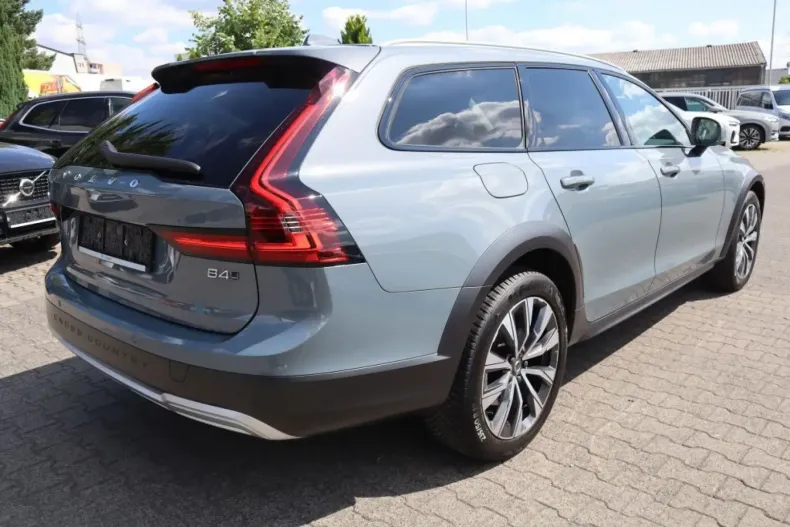 Volvo V90 Cross Country din 2022 cu 96.199 km - oferta VOL112324 - foto 7