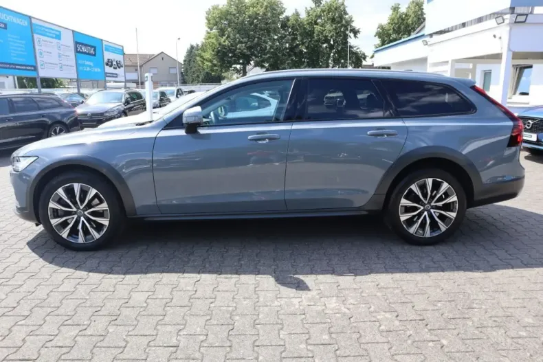 Volvo V90 Cross Country din 2022 cu 96.199 km - oferta VOL112324 - foto 10