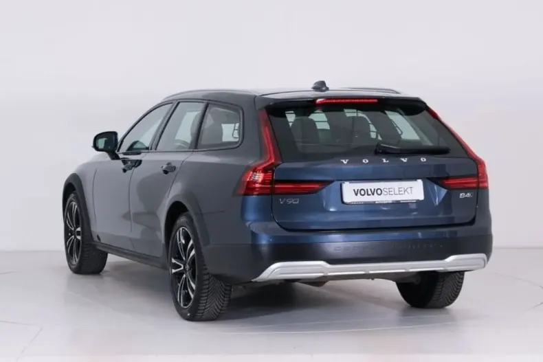 Volvo V90 Cross Country din 2021 cu 91.400 km - oferta VOL112329 - foto 6