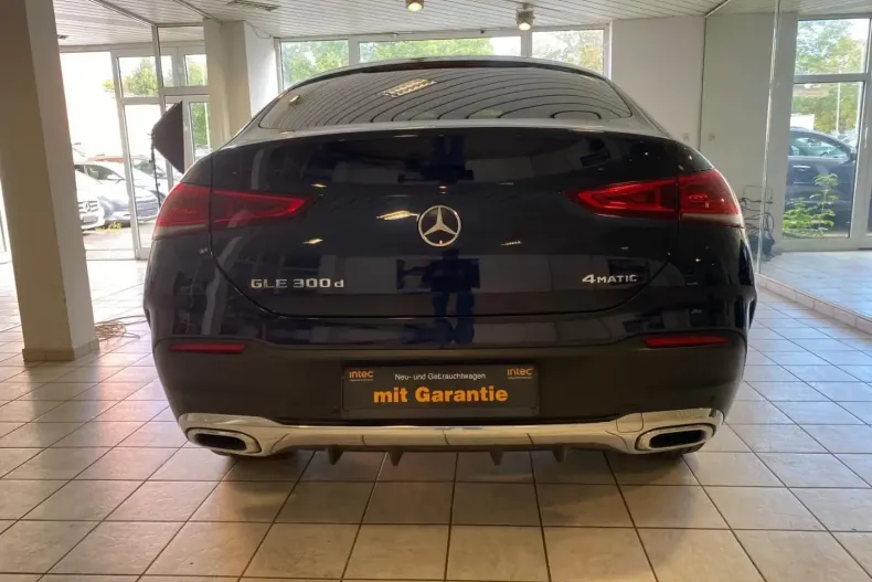 Mercedes-Benz GLE 300 din 2022 cu 49.950 km - oferta MER112341 - foto 5