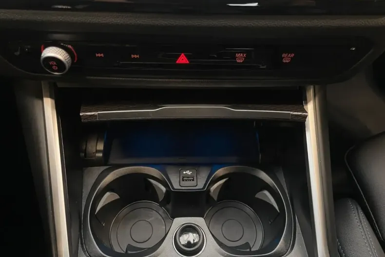 BMW 320 din 2024 cu 10.000 km - oferta BMW112344 - foto 18