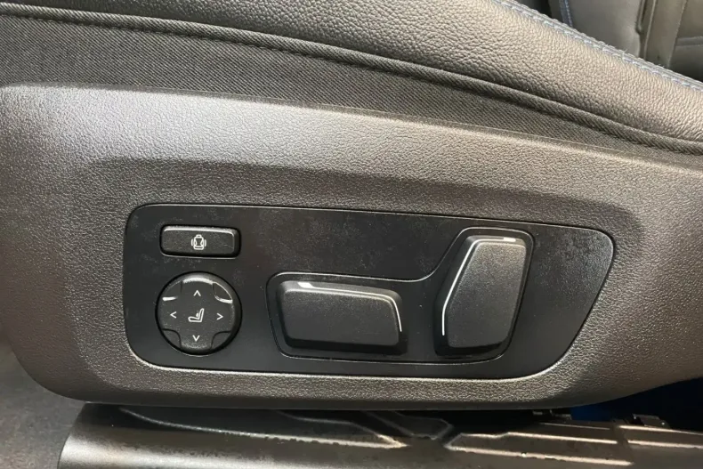 BMW 320 din 2024 cu 10.000 km - oferta BMW112344 - foto 25