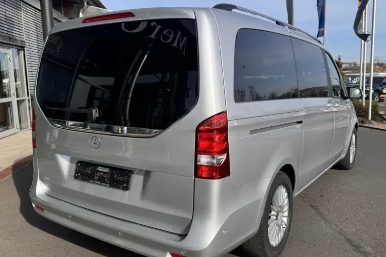 Mercedes-Benz V 220 din 2024 cu 25.744 km - oferta MER112347 - foto 3