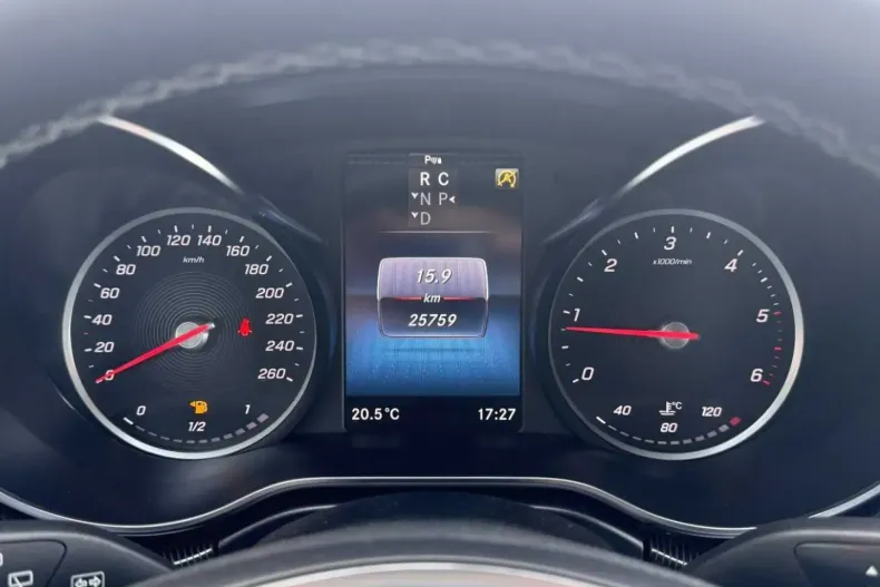 Mercedes-Benz V 220 din 2024 cu 25.744 km - oferta MER112347 - foto 12