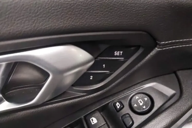 BMW 320 din 2023 cu 35.800 km - oferta BMW112348 - foto 12