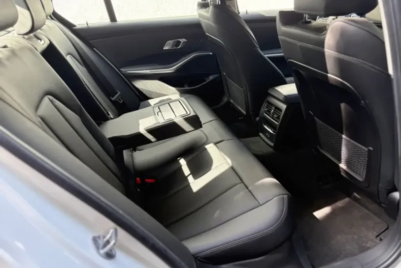 BMW 320 din 2023 cu 62.200 km - oferta BMW112358 - foto 12