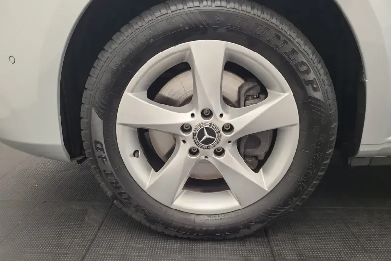 Mercedes-Benz V 250 din 2023 cu 24.680 km - oferta MER112366 - foto 9