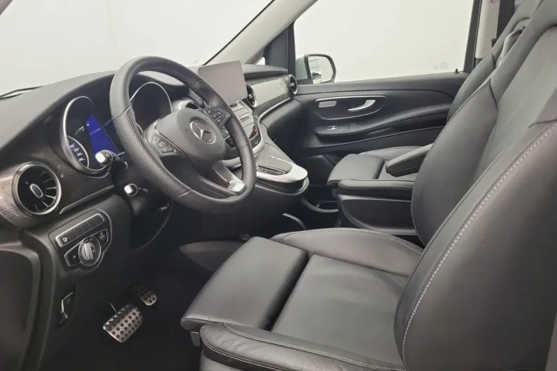 Mercedes-Benz V 250 din 2023 cu 24.680 km - oferta MER112366 - foto 10