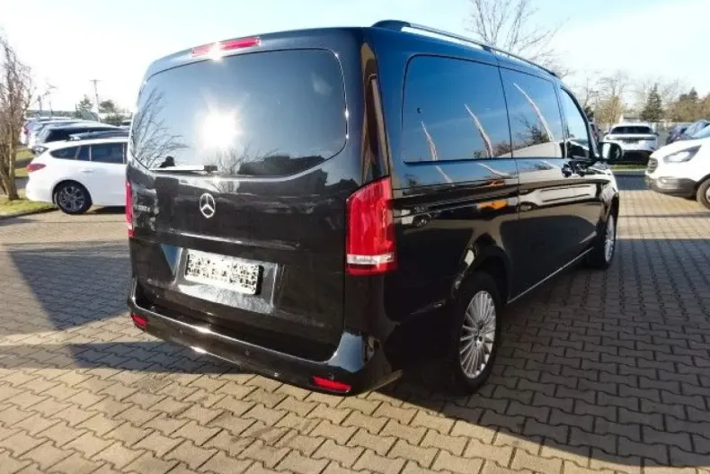 Mercedes-Benz V 220 din 2023 cu 79.986 km - oferta MER112367 - foto 4