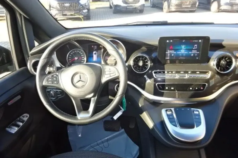 Mercedes-Benz V 220 din 2023 cu 79.986 km - oferta MER112367 - foto 11