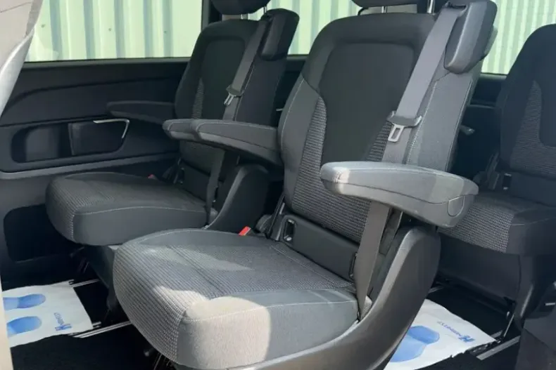 Mercedes-Benz V 220 din 2024 cu 10.814 km - oferta MER112371 - foto 22