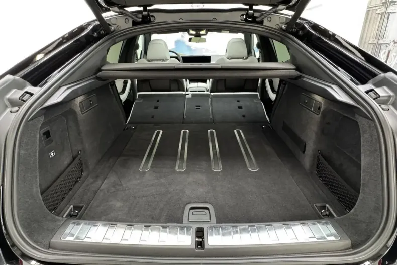 BMW X6 din 2025 cu 8.731 km - oferta BMW112373 - foto 20