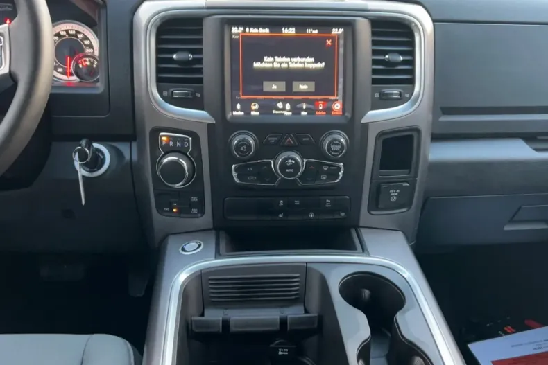 Dodge RAM din 2024 cu 29.990 km - oferta DOD112377 - foto 9