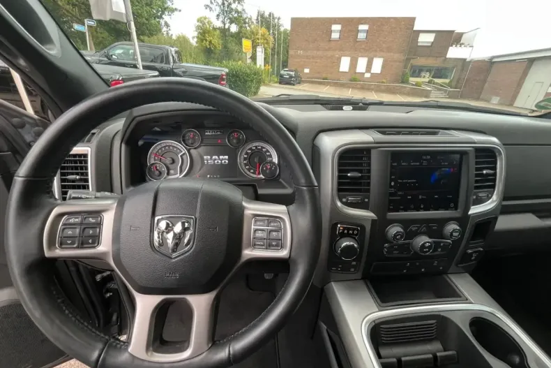 Dodge RAM din 2023 cu 6.300 km - oferta DOD112378 - foto 10