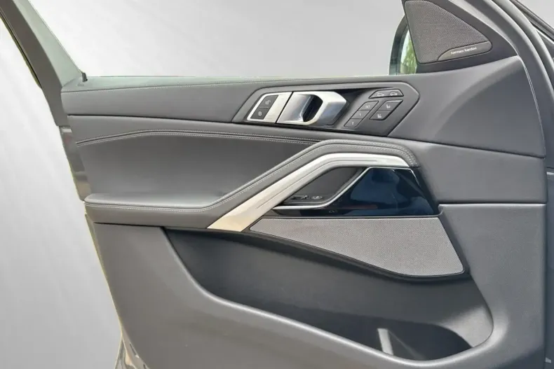 BMW X6 din 2023 cu 25.800 km - oferta BMW112381 - foto 17