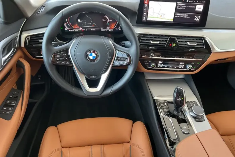 BMW 520 din 2023 cu 14.900 km - oferta BMW112386 - foto 7