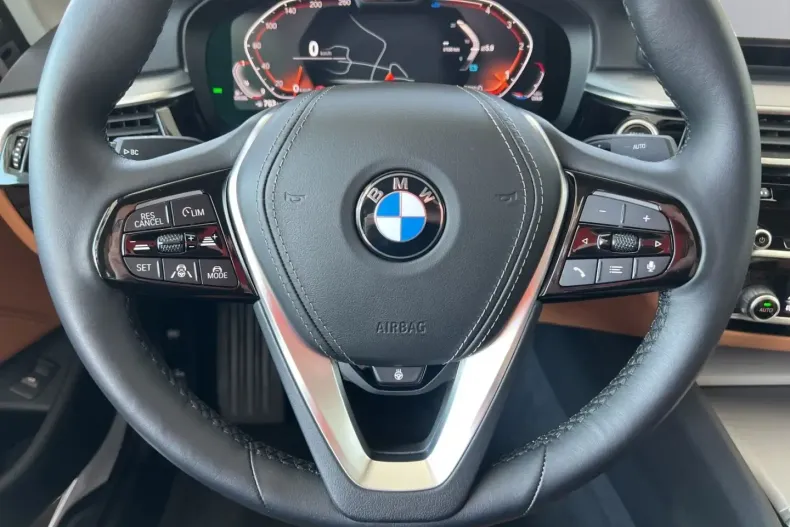 BMW 520 din 2023 cu 14.900 km - oferta BMW112386 - foto 8