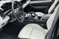 Porsche Cayenne din 2023 cu 23.100 km - oferta POR112410 - foto 2
