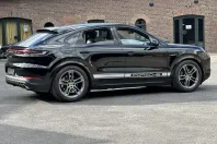 Porsche Cayenne din 2023 cu 23.100 km - oferta POR112410 - foto 24