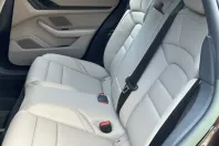 Porsche Taycan din 2023 cu 20.100 km - oferta POR112421 - foto 12