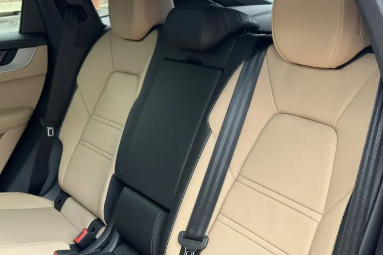 Porsche Cayenne din 2025 cu 10.900 km - oferta POR112422 - foto 17